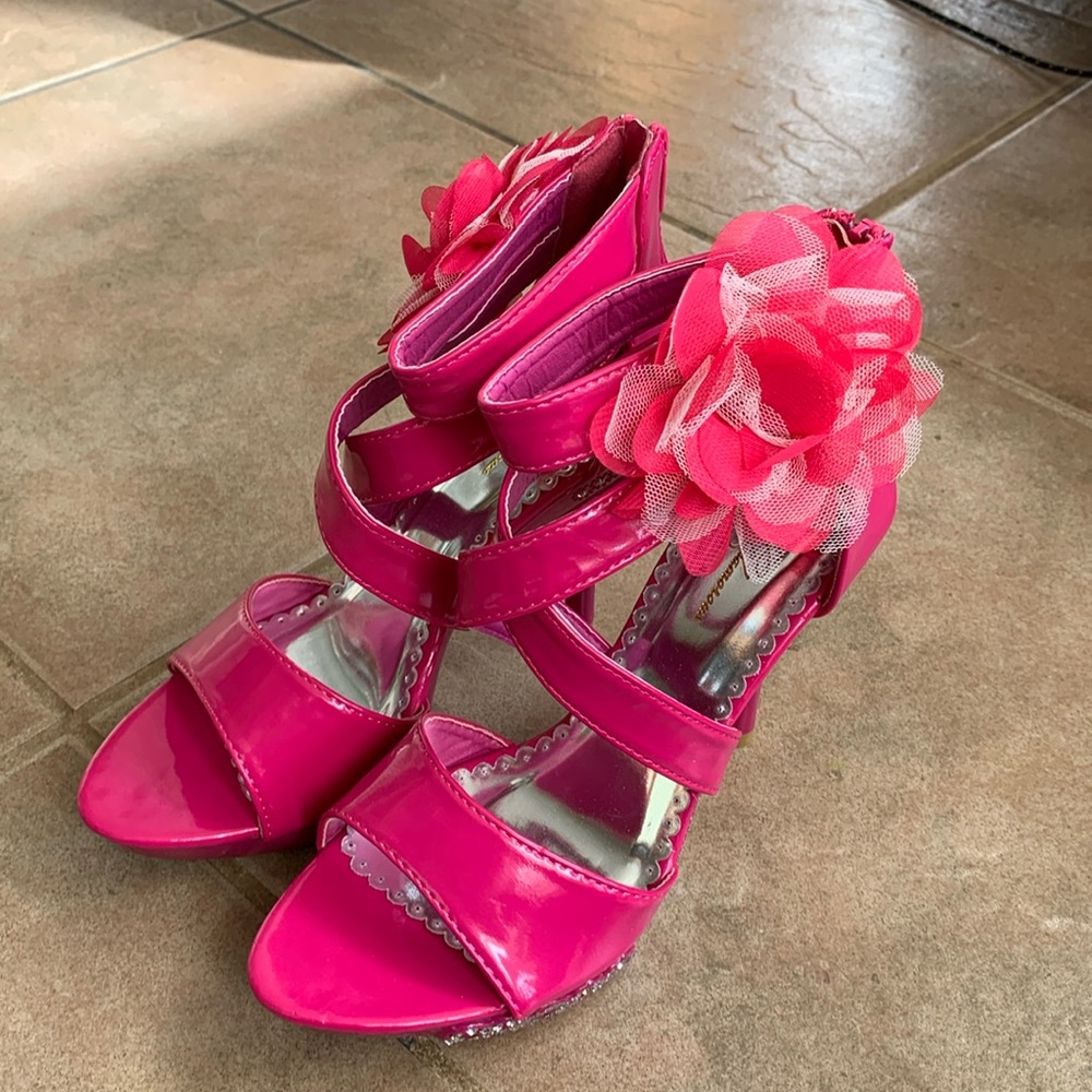 NWT Glamourous Diamond-10